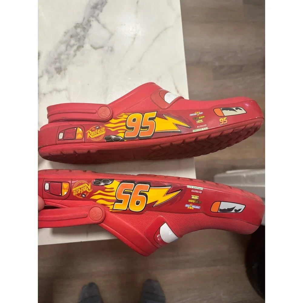 Disney Crocs Lightning McQueen Clogs Red Mens Size 8 Womens Size 10